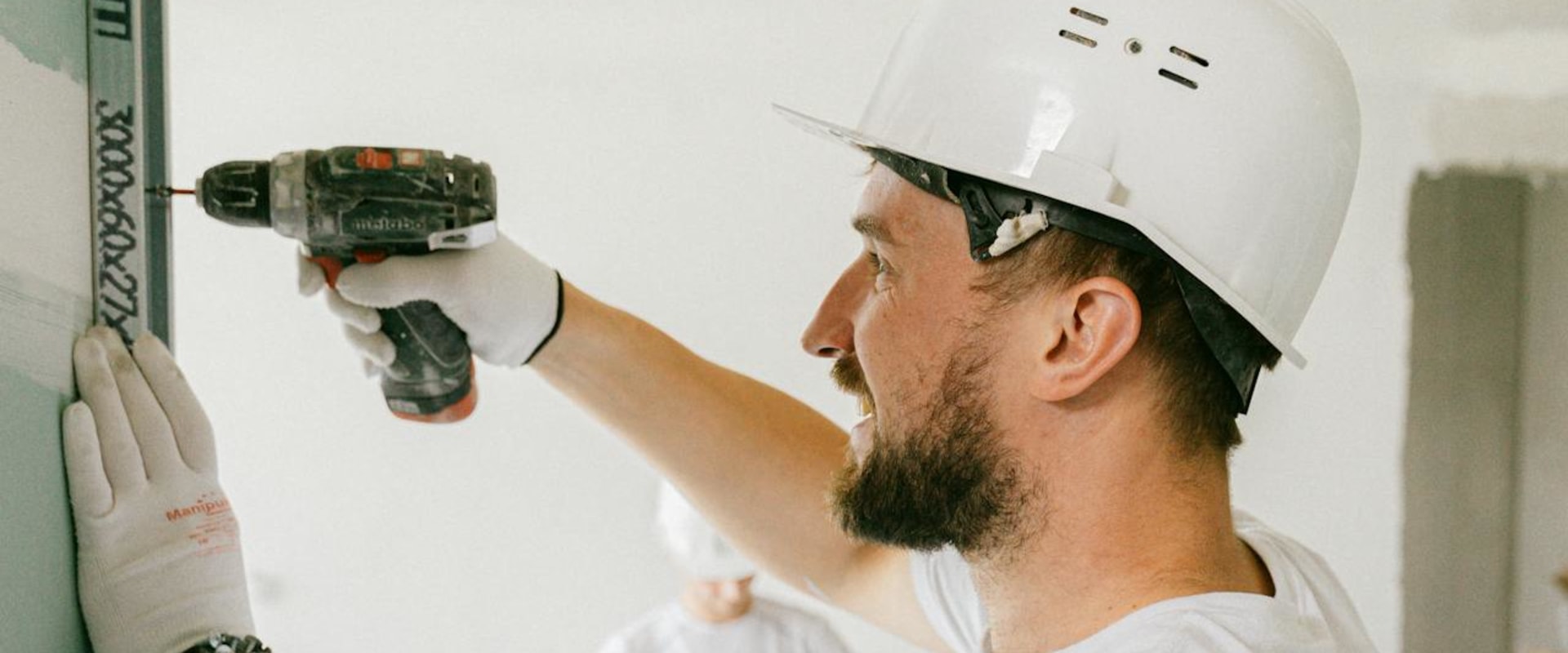 Signs Your Siding Needs Repair: The Hidden Impact Of Concrete Damage In Vancouver